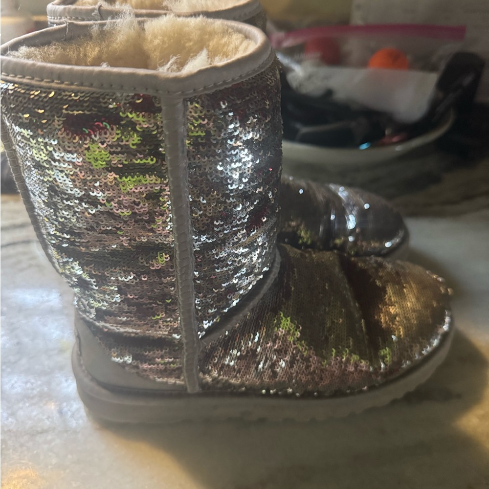 UGG Boots-Women’s sequined lightly used - Picture 5 of 7